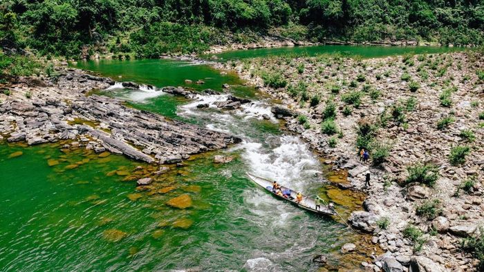 Khám phá Sông Long Đại Quảng Bình và trải nghiệm những điều thú vị không ngừng