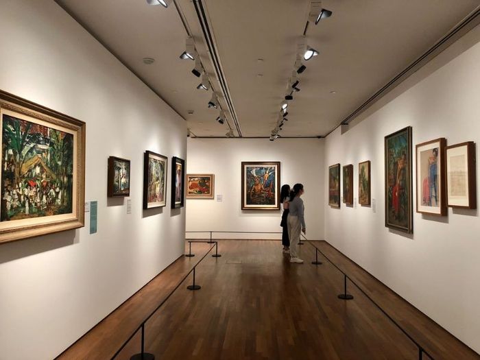 Thăm quan National Gallery Singapore, nơi lịch sử và văn hóa gặp gỡ và tạo ra những trải nghiệm đáng nhớ.