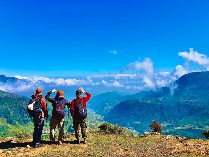 Trekking Nhìu Cồ San, một trong số 10 ngọn núi cao nhất tại Việt Nam 2