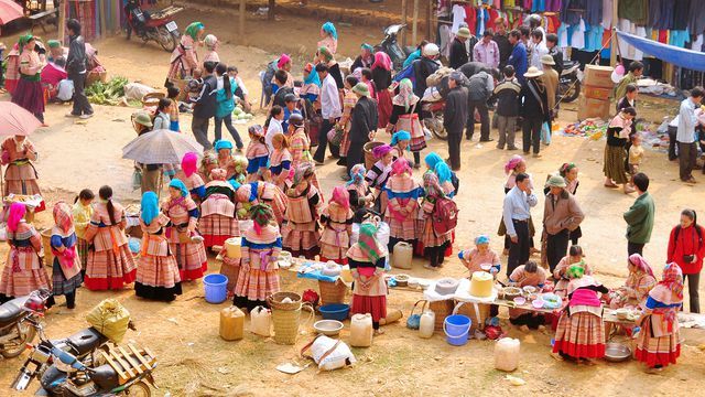 Trải nghiệm độc đáo tại chợ phiên Bắc Hà - phiên chợ lớn nhất với vẻ đơn sơ đặc trưng của vùng núi sơn cước