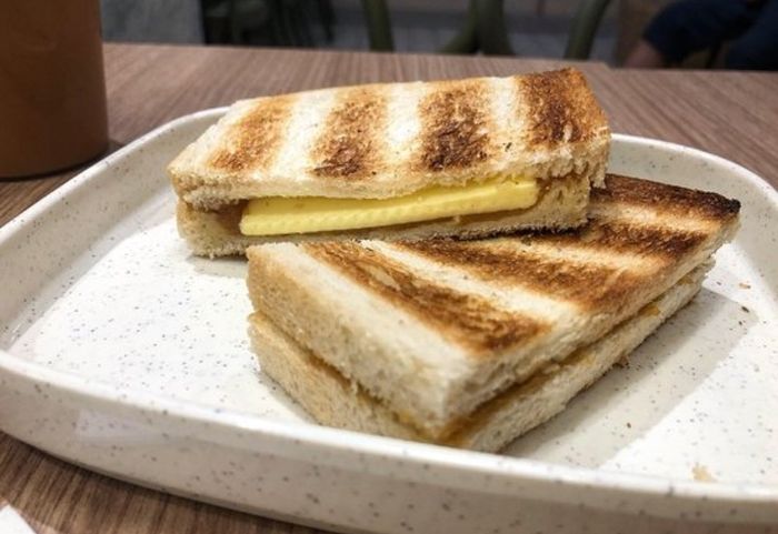 Trải Nghiệm Món Bánh Kaya Toast: Ẩm Thực Đỉnh Cao tại Singapore