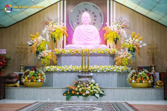 Thiền Tôn Phật Quang, điểm hòa mình giữa dãy núi Dinh