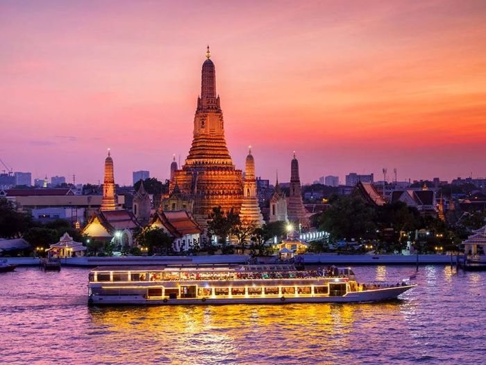 Trải dài dọc theo sông Chao Phraya, khám phá vẻ đẹp văn hóa và lịch sử đặc biệt của Thái Lan