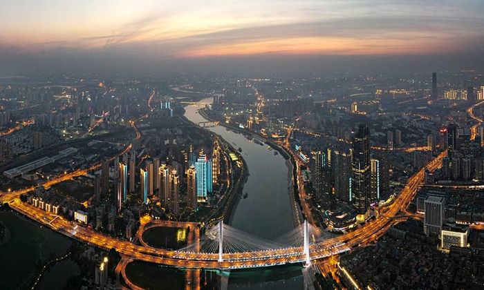 Hồ Bắc ở Trung Quốc, một điểm nổi bật của văn hóa với dòng sông Dương Tử chảy qua.