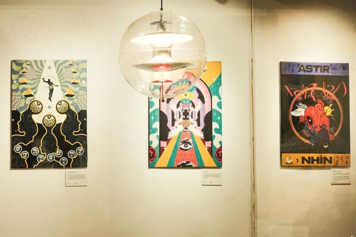 Quán cà phê tại Ươm Art Hub, không gian sáng tạo với gam màu thanh tao