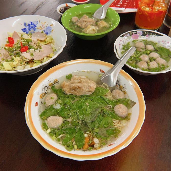 Nếu múa mì Haidilao quá đắt, thì ghé qua ăn mì Thảy Vũng Tàu đi, ngon và rẻ hơn nhiều đấy!