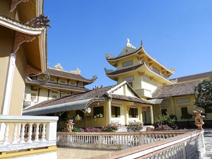Chùa Hộ Pháp Vũng Tàu - nơi linh thiêng nhất của thành phố biển