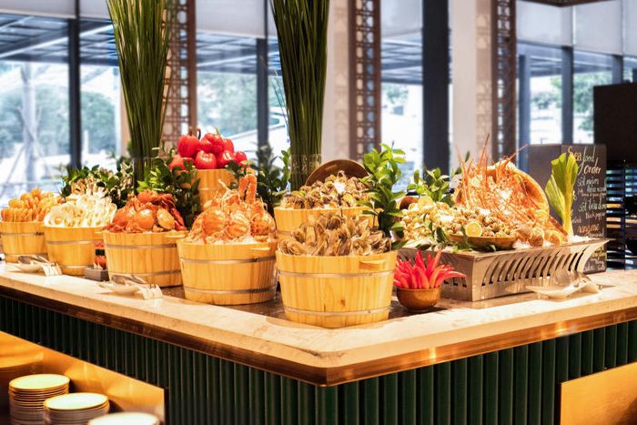 Top 10 nhà hàng buffet hải sản thơm ngon nổi tiếng, giá cả phải chăng 9