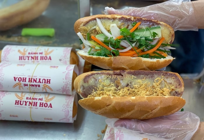 Top 9 địa điểm bánh mì Sài Gòn nổi tiếng và thơm ngon (Phần 4)