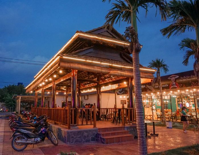 Thả hồn vào không gian lãng mạn của Tâm Cội Nguồn Coffee