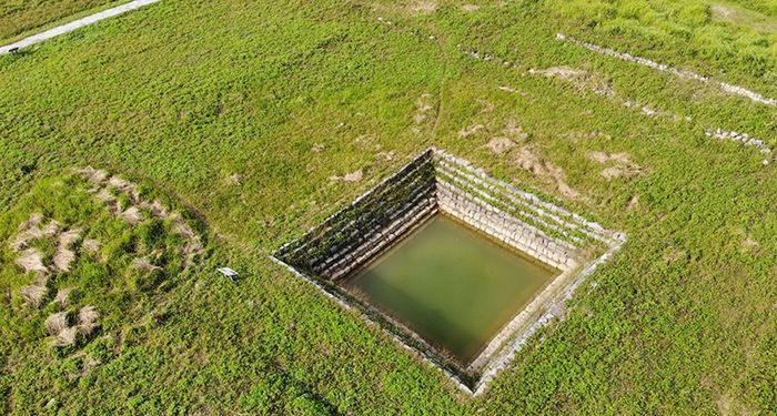 Thành nhà Hồ, một trong những di tích thành cổ bằng đá hiếm có sót lại còn 7 cổng