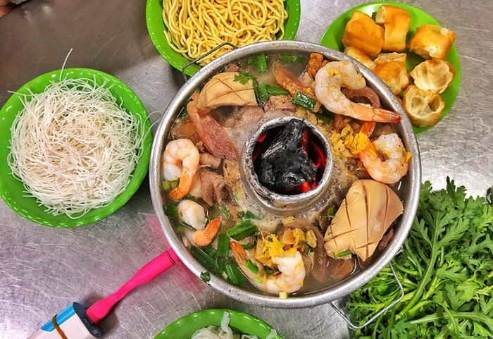 Bỏ túi ngay top 13 nhà hàng ngon nhất quận 5