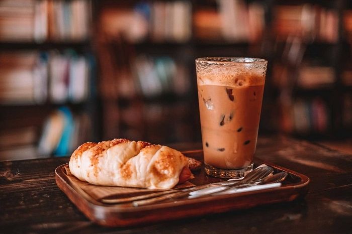 Các quán cafe yên tĩnh ở quận 1 phù hợp cho nhóm bạn muốn tập trung 5