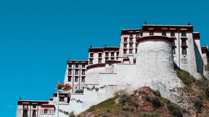 Cung điện Potala, biểu tượng văn hóa Phật giáo ở Tây Tạng 4