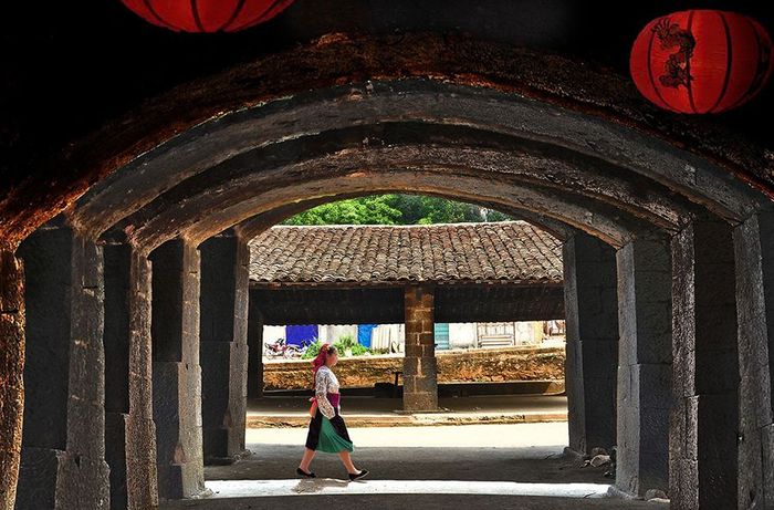 Tổng cộng có 4 khu nhà cổ ở Hà Giang với vẻ đẹp êm đềm, tràn ngập không khí thơ mộng.