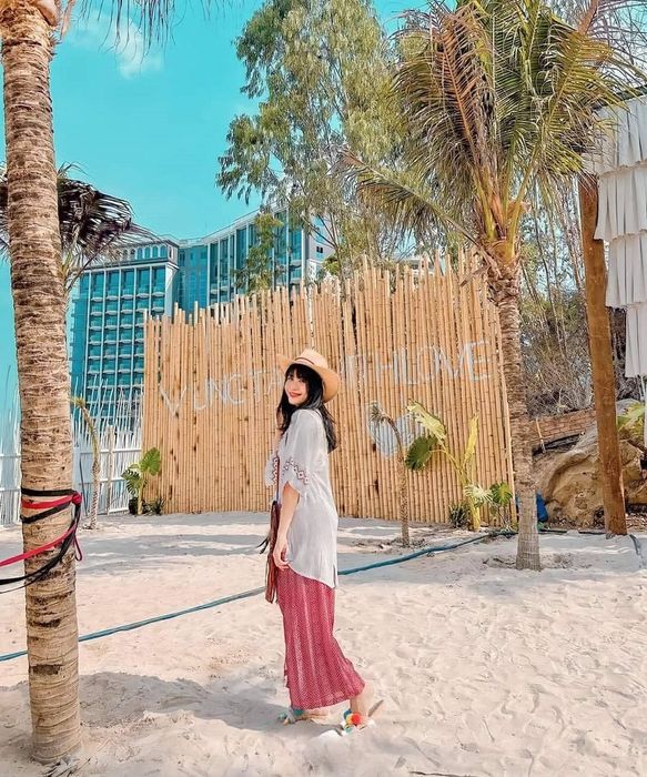 Ulala Farm gần bờ biển Vũng Tàu, là nơi bạn có thể tương tác với các thú cưng mới mẻ.