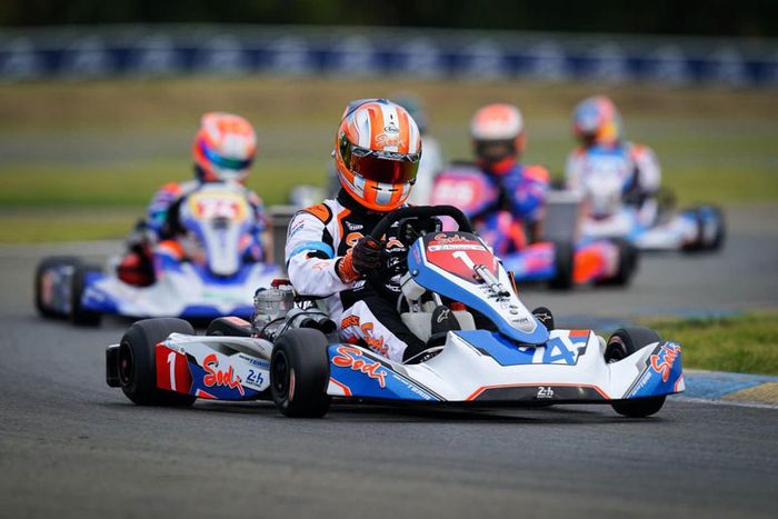 Trải Nghiệm Đua Xe Go Kart Cực Kỳ Hấp Dẫn Cho Team Đam Mê Tốc Độ 7