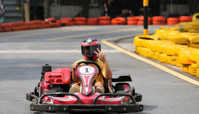 Trải Nghiệm Đua Xe Go Kart Cực Cháy Cho Team Mê Tốc Độ 11