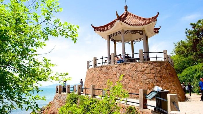 Thanh Đảo Trung Quốc, nơi nổi tiếng với bãi biển bên bờ biển Sơn Đông