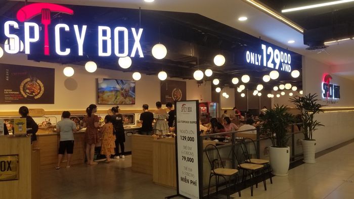 Hãy ghé qua Spicy Box để thưởng thức lẩu buffet tokbokki Hàn Quốc ngon tuyệt và quên luôn đường về 4