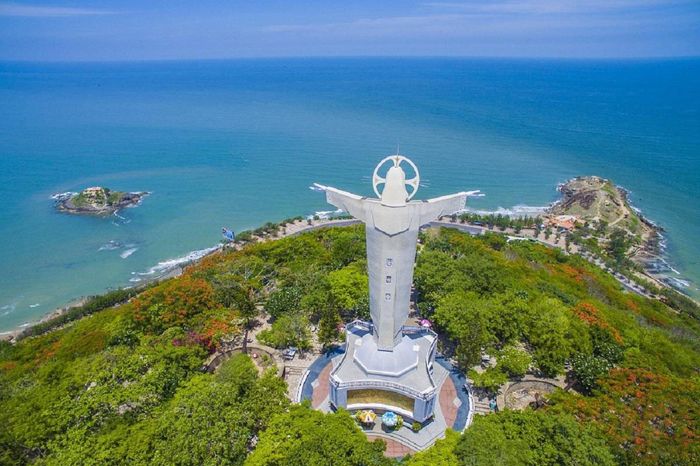 Tượng Chúa Kitô Vũng Tàu – Tượng Chúa Giêsu lớn nhất châu Á 7