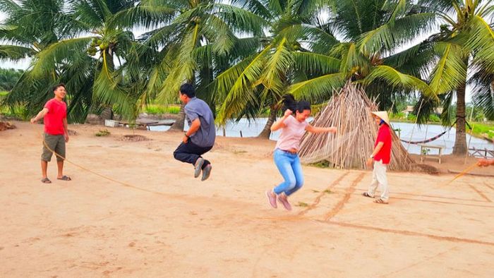Khám phá sông nước miệt vườn miền Tây 6 tại Cồn Chim, Trà Vinh
