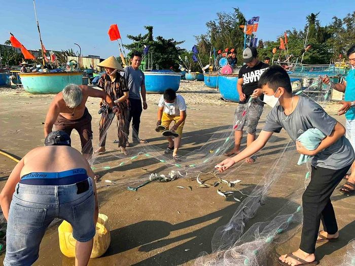 Ghé bờ kè Phước Hải nghe tiếng sóng biển Vũng Tàu xô bờ 12