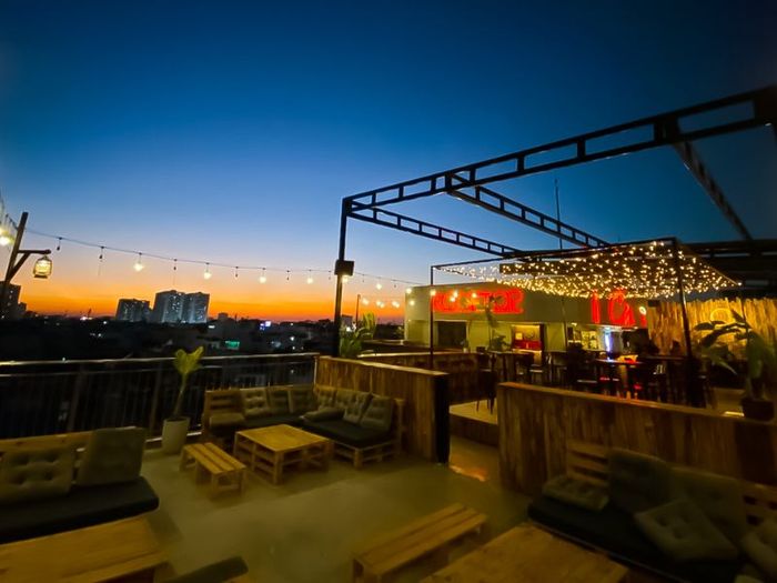 Củi Rooftop: Đánh giá trải nghiệm ở tất cả các chi nhánh của quán bar cực kỳ thoải mái 6