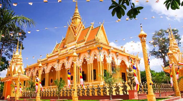 Phong cách kiến trúc đặc trưng của chùa Phù Ly tạo nên một vẻ đẹp tinh tế, tỉ mỉ và truyền thống, đúng với bản sắc văn hóa của người Khmer.