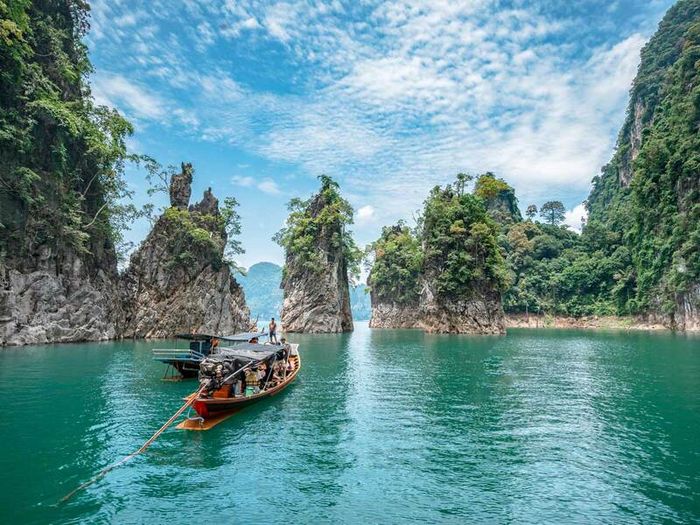 Vườn quốc gia Khao Sok - nơi tận hưởng sự tiềm năng giữa những ngọn núi đá vôi của Thái Lan 11