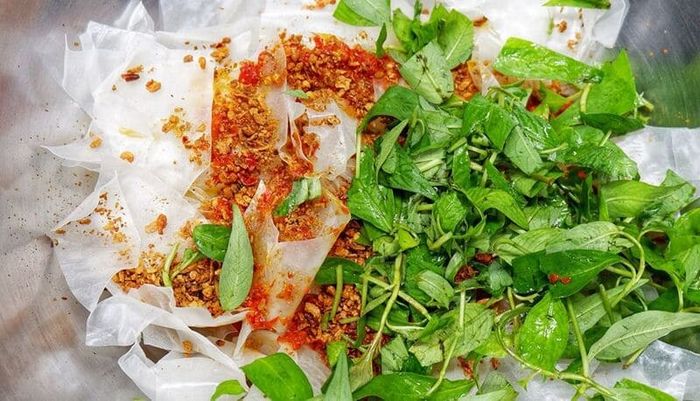 10 tiệm bánh tráng ở Sài Gòn làm nên sự đột phá trong bản đồ ẩm thực của giới trẻ.