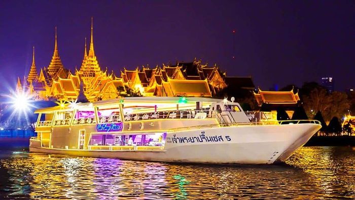 Dạo dưới dòng sông Chao Phraya, khám phá vẻ đẹp văn hóa, lịch sử Thái Lan 5