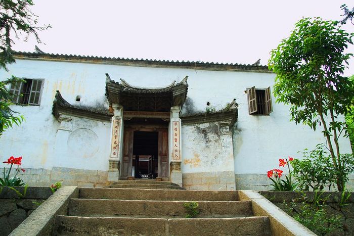 Có đến 4 khu nhà cổ ở Hà Giang với vẻ đẹp êm đềm đậm chất thơ.