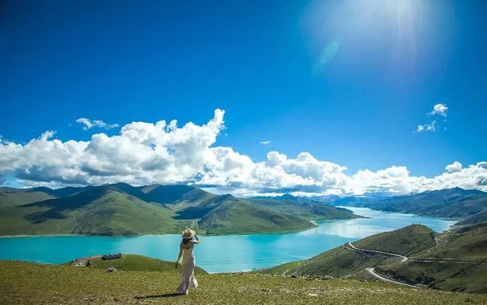 Khám phá hành trình du lịch Tây Tạng, khám phá vùng đất linh thiêng và huyền bí