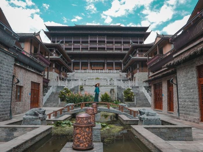 Khám phá thị trấn cổ Bình Biên ở Trung Quốc gần biên giới Việt Nam 8