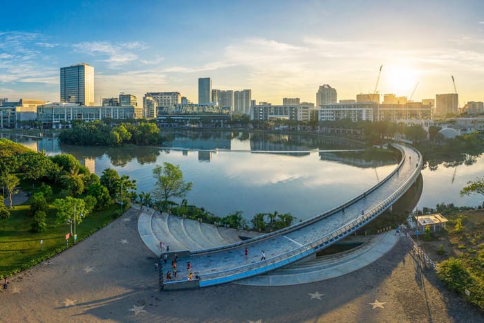 Cầu Ánh Sao, nơi sở hữu vẻ đẹp lộng lẫy, huyền ảo giữa thành phố xa hoa nhất Sài Gòn 4