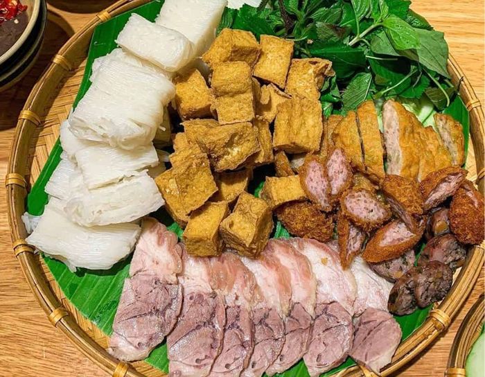 Danh sách các quán ăn vặt ngon và rẻ tại Vĩnh Long dành cho bạn 2