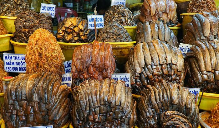 Lựa chọn thứ năm cho đặc sản Vĩnh Long mua về làm quà ngon, bổ, và tiết kiệm.