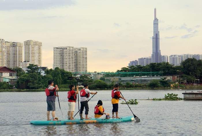 Chuyến du ngoạn sông Sài Gòn đầy thú vị 8