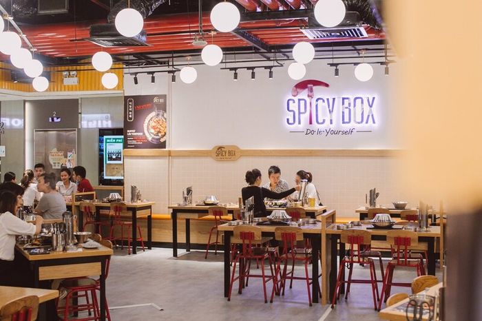 Hãy đến Spicy Box để trải nghiệm lẩu buffet tokbokki Hàn Quốc ngon đến mức bạn sẽ quên đường về 3