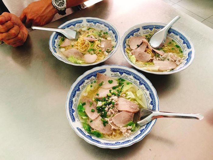 Nếu múa mì Haidilao quá đắt, hãy ghé qua ăn mì Thảy Vũng Tàu, ngon và rẻ hơn đấy nè!