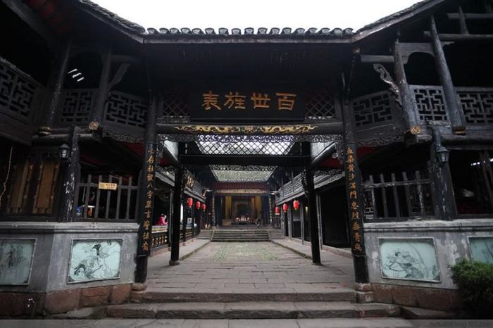 Phượng Hoàng Cổ Trấn là biểu tượng của văn hóa Trung Hoa cổ đại