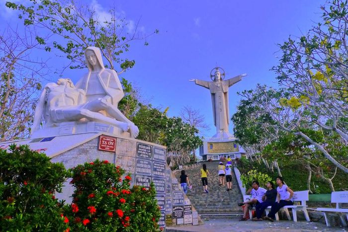Tượng Chúa Kitô Vũng Tàu – Tượng Chúa Giêsu lớn nhất châu Á 9