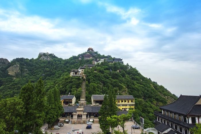 Hồ Bắc, Trung Quốc, nơi có nền văn hóa sâu sắc với dòng sông Dương Tử chảy qua.