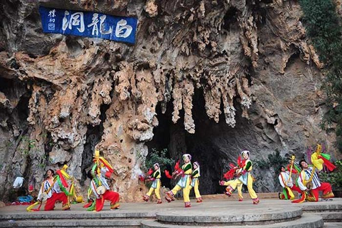 Khám phá Di Lặc Trung Quốc, thành phố yên bình của tỉnh Vân Nam 11