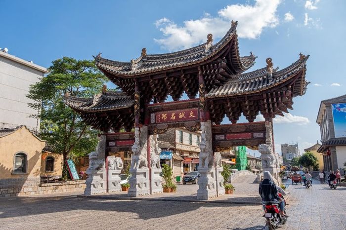 Kiến Thuỷ, thành phố của những ngôi nhà cổ xưa 2