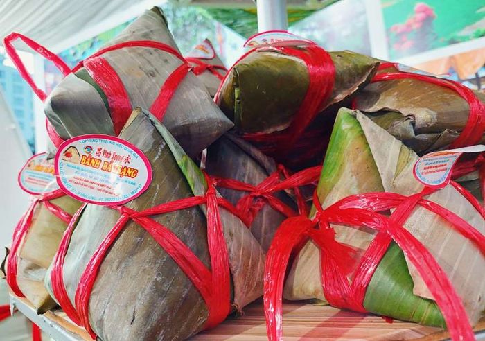 Khám phá nguồn gốc của cơ sở sản xuất bánh Vĩnh Xương có hơn trăm năm lịch sử