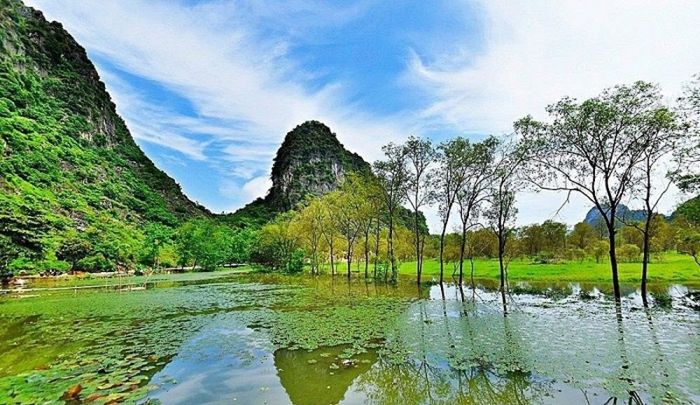 Động Tiên Sơn, một khung cảnh hiếm có giữa lòng Thanh Hóa