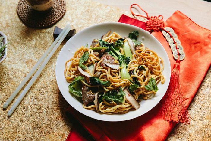 Mì Trường Thọ là một món ăn không thể thiếu trong các dịp sinh nhật ở Trung Quốc.