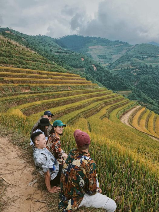 Trầm mặc trước vẻ đẹp của Mù Cang Chải khi cuối mùa lúa chín, khiến lòng người say đắm.